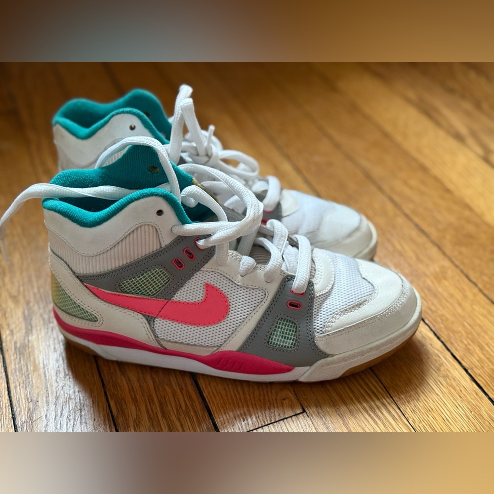 Nike Air Digs Sneakers - Size 6.5